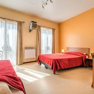2* Hotel The Moon