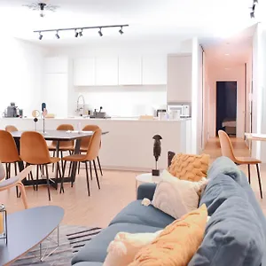 R213 Residences Botanique Apartment